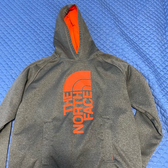 BOYS CLOTHING - Picture 4 of 16